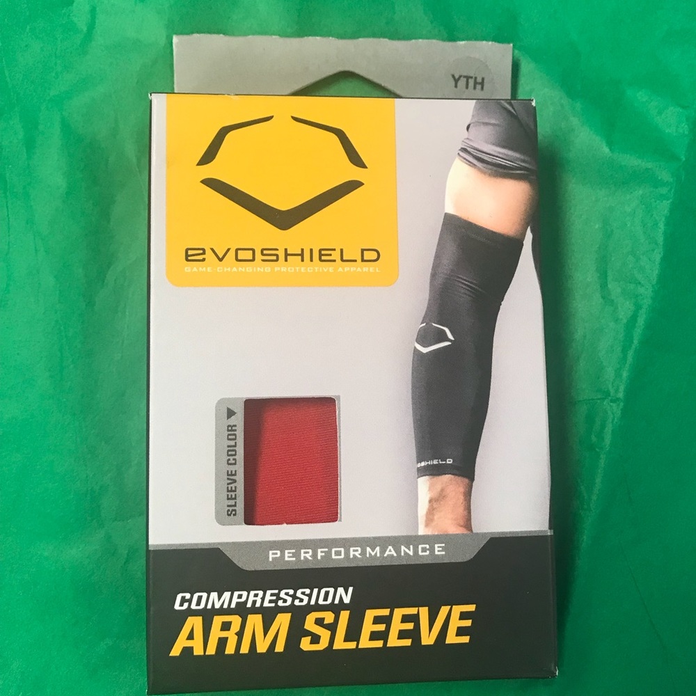 ❌SOLD❌🆕 ☄️Evoshield compression arm sleeve Youth